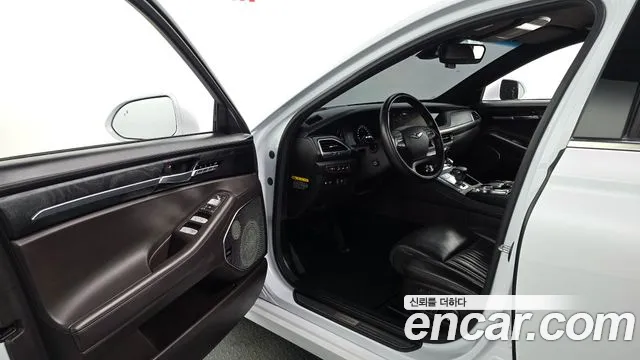 Genesis G90 2019 thumb 10