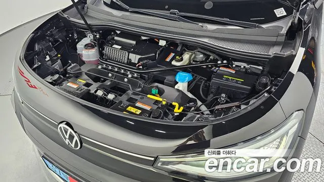 Volkswagen ID.4 2025 thumb 6