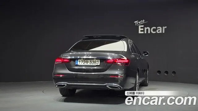 Mercedes-Benz E-Класс 2021 thumb 4