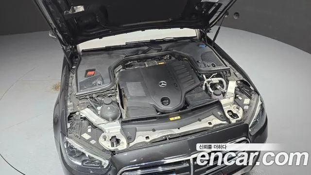 Mercedes-Benz E-Класс 2021 thumb 6