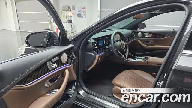 Mercedes-Benz E-Класс 2021 thumb 10