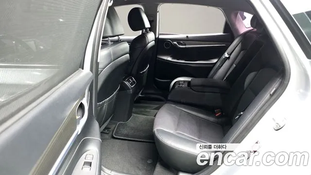 Hyundai Grandeur 2017 thumb 11