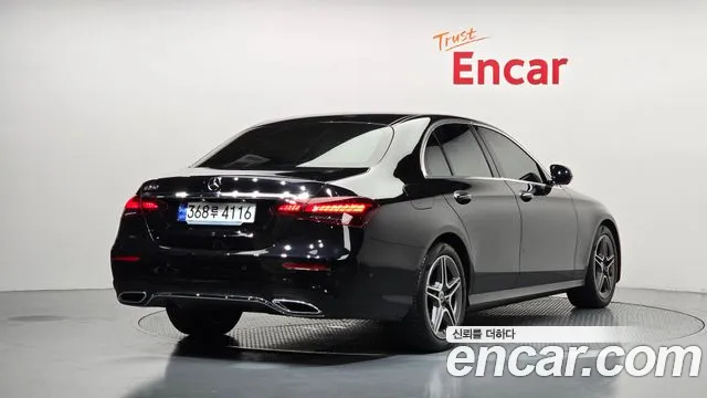 Mercedes-Benz E-Класс 2023 thumb 2