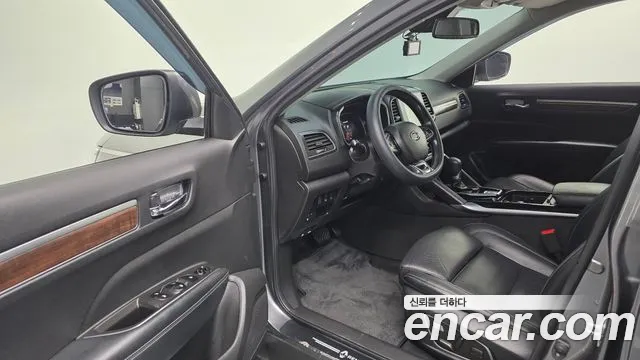 Renault-KoreaSamsung Koleos 2019 thumb 11