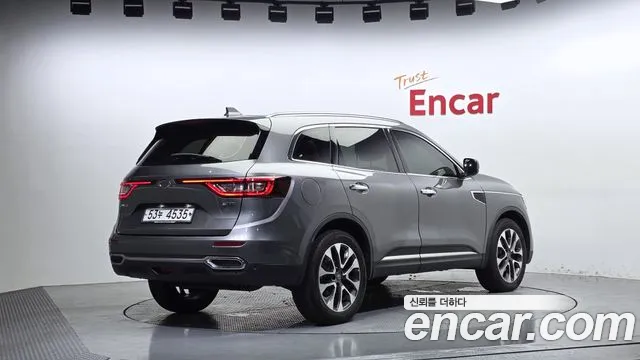 Renault-KoreaSamsung Koleos 2017 thumb 2