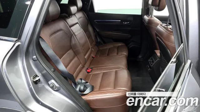 Renault-KoreaSamsung Koleos 2017 thumb 12