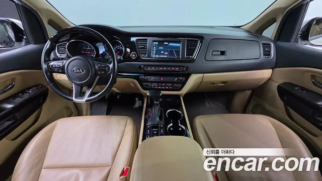 Kia Carnival 2019 thumb 7