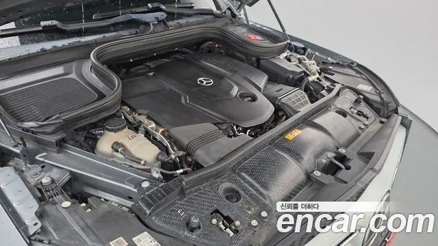 Mercedes-Benz GLS 2020 thumb 6