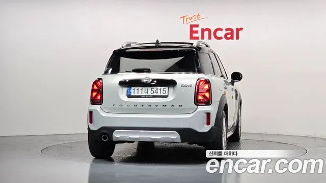 MINI Countryman 2022 thumb 4