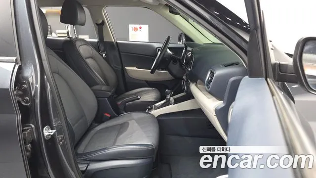 Hyundai Venue 2020 thumb 11