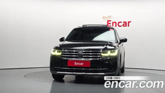 Volkswagen Tiguan 2021 thumb 3