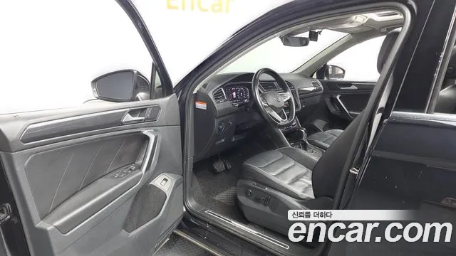 Volkswagen Tiguan 2021 thumb 10