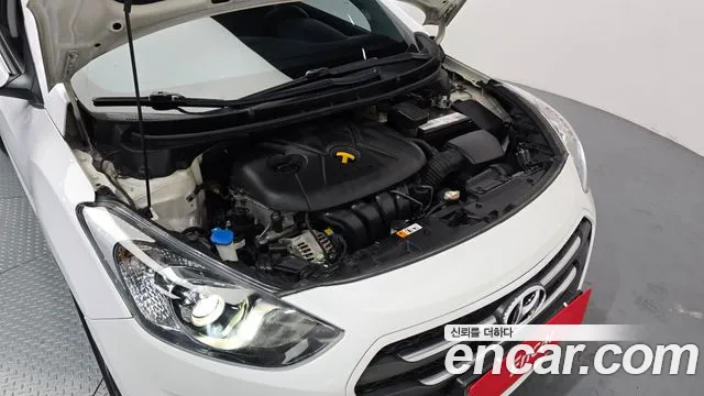 Hyundai i30 2015 thumb 6