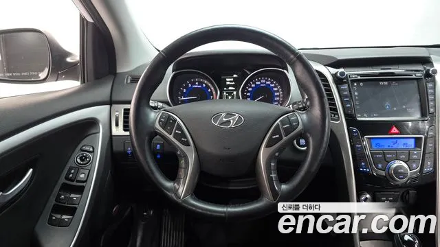 Hyundai i30 2015 thumb 12
