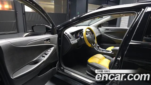 Hyundai Sonata 2010 thumb 10