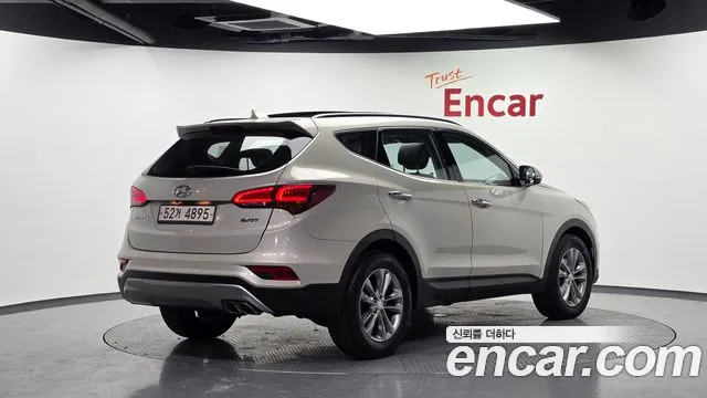 Hyundai Santa Fe 2015 thumb 2