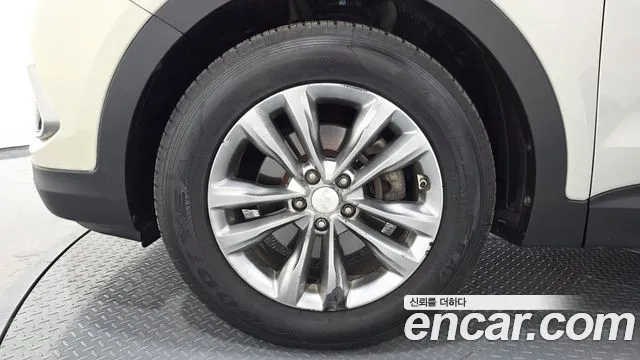 Hyundai Santa Fe 2015 thumb 5