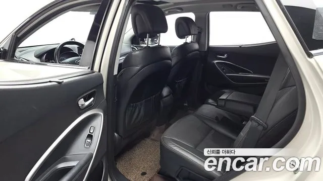 Hyundai Santa Fe 2015 thumb 11