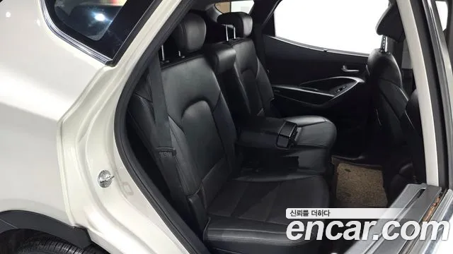Hyundai Santa Fe 2015 thumb 12