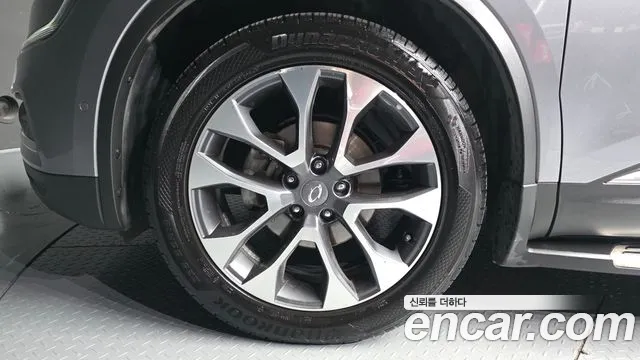 Renault-KoreaSamsung Koleos 2018 thumb 5