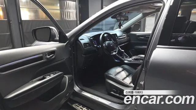 Renault-KoreaSamsung Koleos 2018 thumb 10