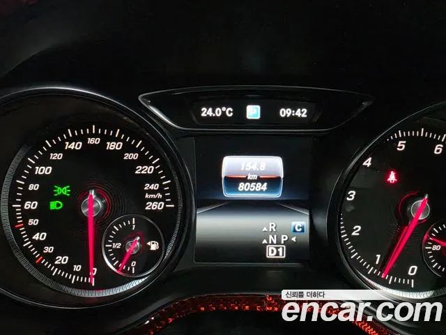 Mercedes-Benz CLA 2017 thumb 7