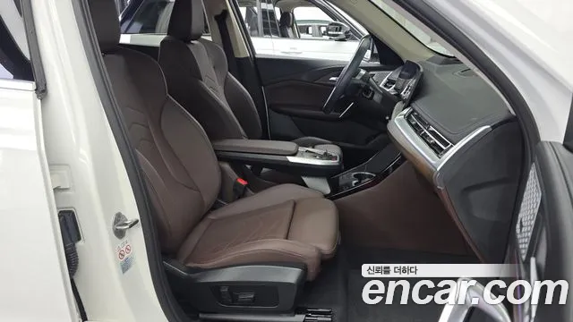 BMW X1 2024 thumb 11