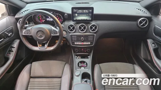 Mercedes-Benz A-Класс 2017 thumb 7