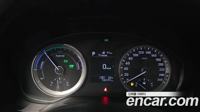 Hyundai Grandeur 2017 thumb 8
