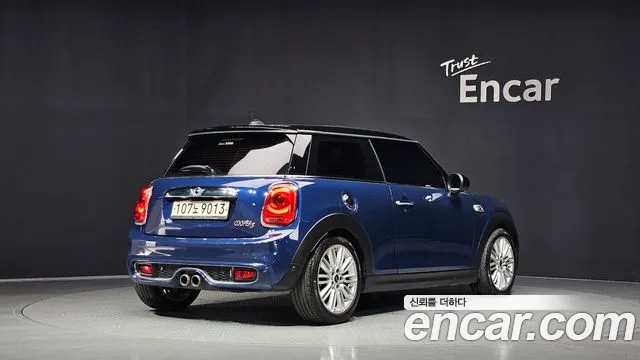 MINI Hatch 2015 thumb 2