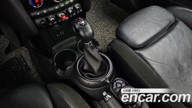 MINI Hatch 2015 thumb 9