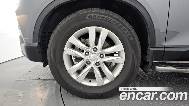 KG_Mobility_Ssangyong Rexton 2018 thumb 5