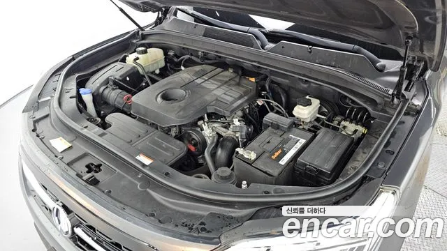 KG_Mobility_Ssangyong Rexton 2018 thumb 6