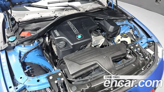 BMW 3-Series 2016 thumb 6