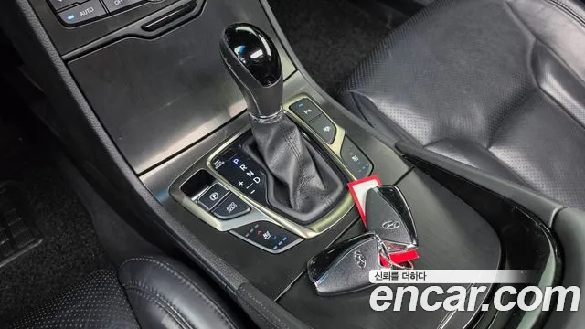 Hyundai Grandeur 2014 thumb 9