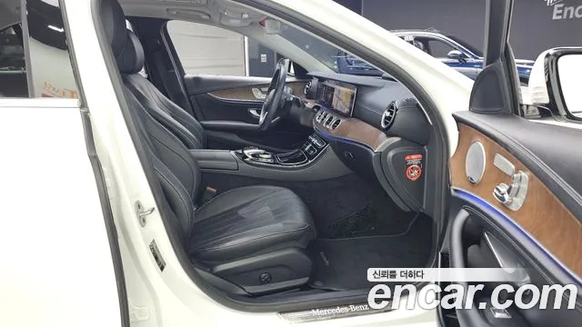 Mercedes-Benz E-Класс 2018 thumb 11