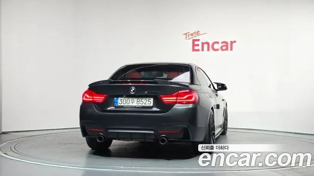 BMW 4-Series 2017 thumb 4