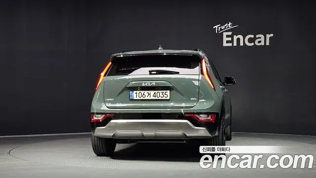 Kia Niro 2022 thumb 4
