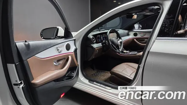 Mercedes-Benz E-Класс 2021 thumb 10