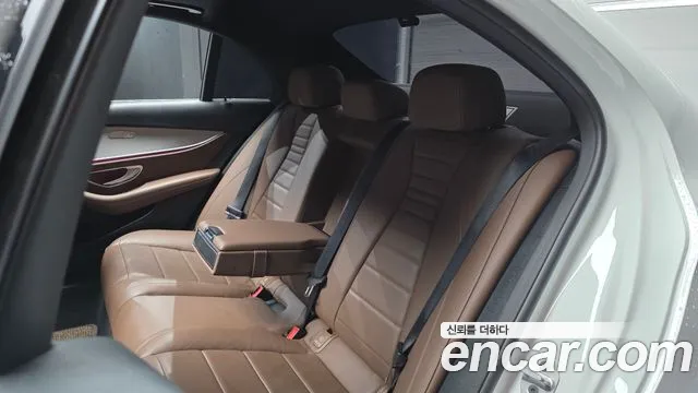 Mercedes-Benz E-Класс 2021 thumb 12