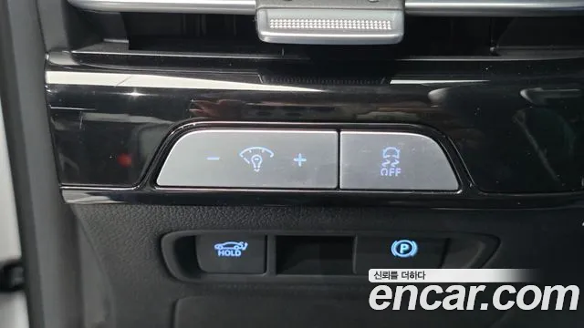 Genesis G80 2024 thumb 12