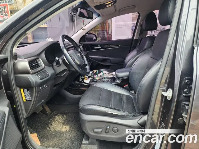 Kia Sorento 2017 thumb 4