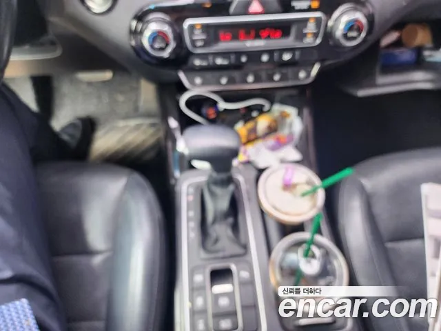 Kia Sorento 2017 thumb 5