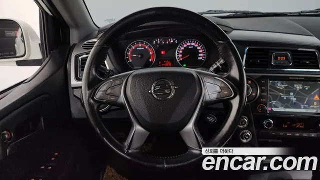 KG_Mobility_Ssangyong KORANDO 2016 thumb 12
