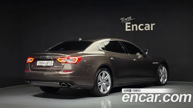 Maserati Quattroporte 2016 thumb 2