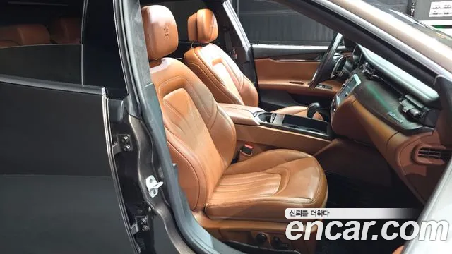 Maserati Quattroporte 2016 thumb 12