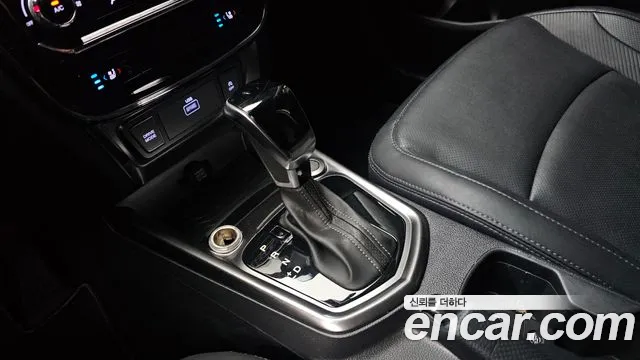 KG_Mobility_Ssangyong TIBOLI 2022 thumb 9
