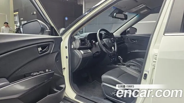 KG_Mobility_Ssangyong TIBOLI 2022 thumb 10
