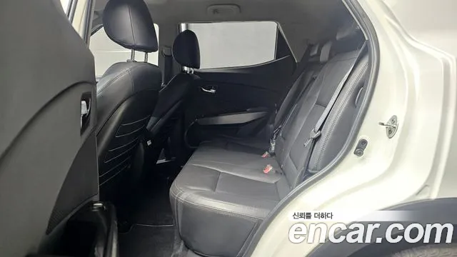KG_Mobility_Ssangyong TIBOLI 2022 thumb 12