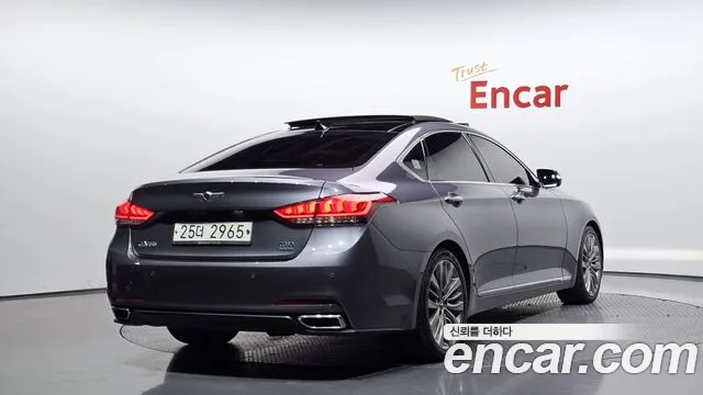 Hyundai Genesis 2014 thumb 2